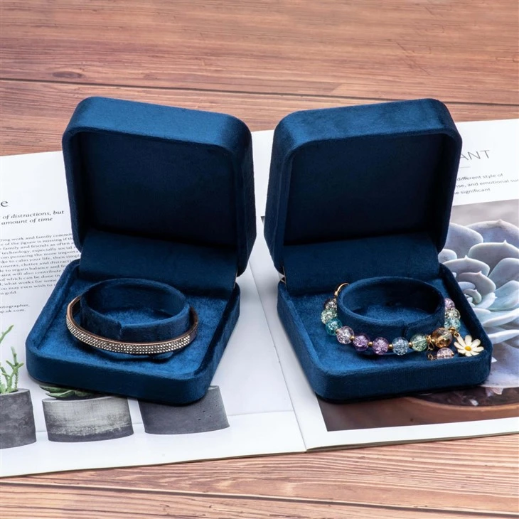 Velvet Bracelet Case factory